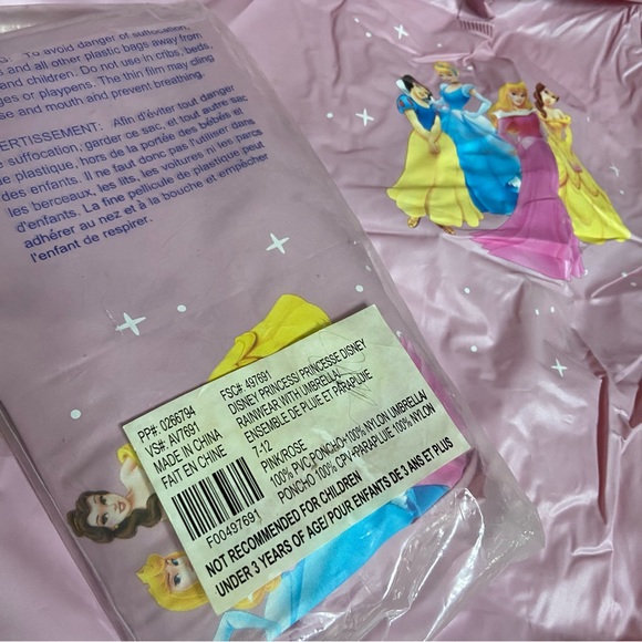 2 Like New Disney Princess Ponchos Size 7-12 - Picture 6 of 6